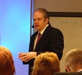 Kevin Hogan Influence, Persuasion, Body Language Expert